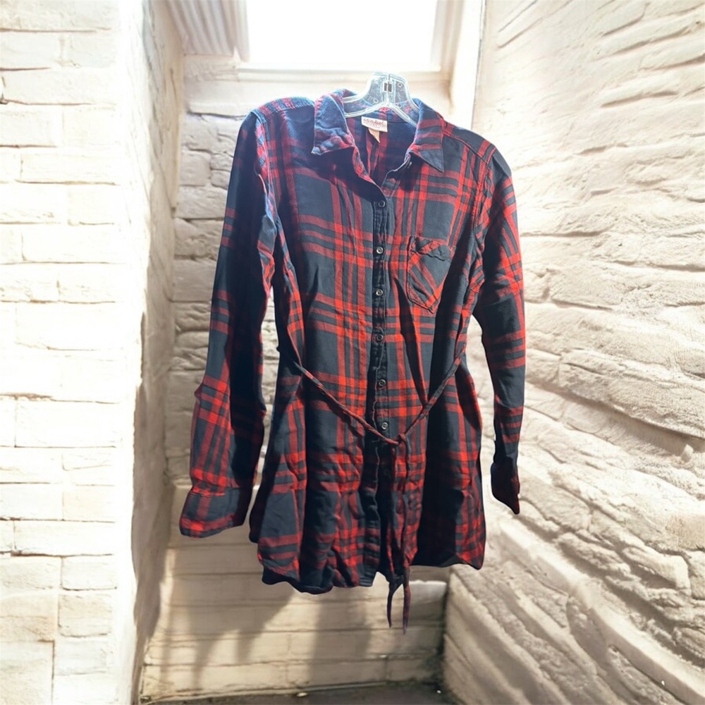 Isabel Maternity by Ingrid & Isabel Red and Navy Plaid Shirt